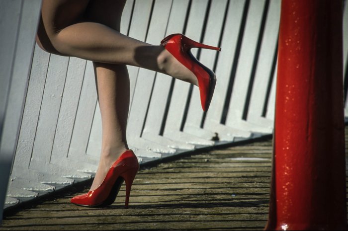 Red Pumps Around The World